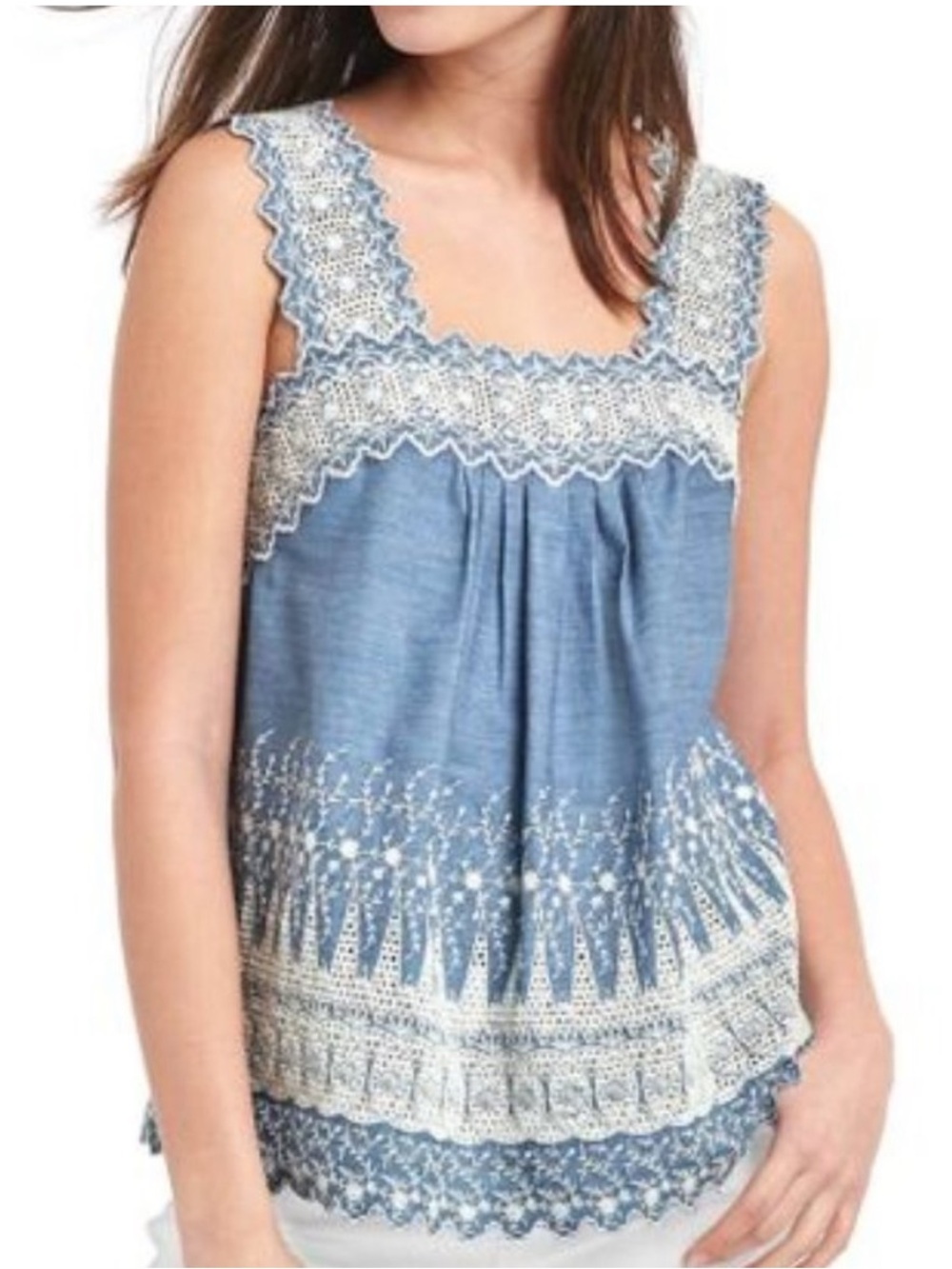 Gap embroidered vintage inspired top small